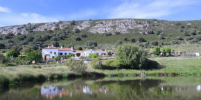 Palacio Viejo de Las Corchuelas